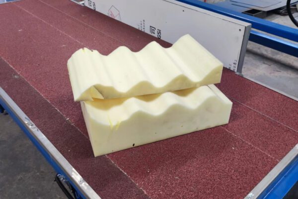 Contour Cutting Machine